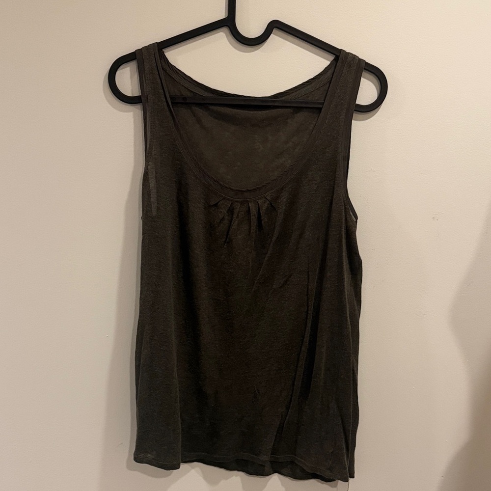Elie Tahari tank